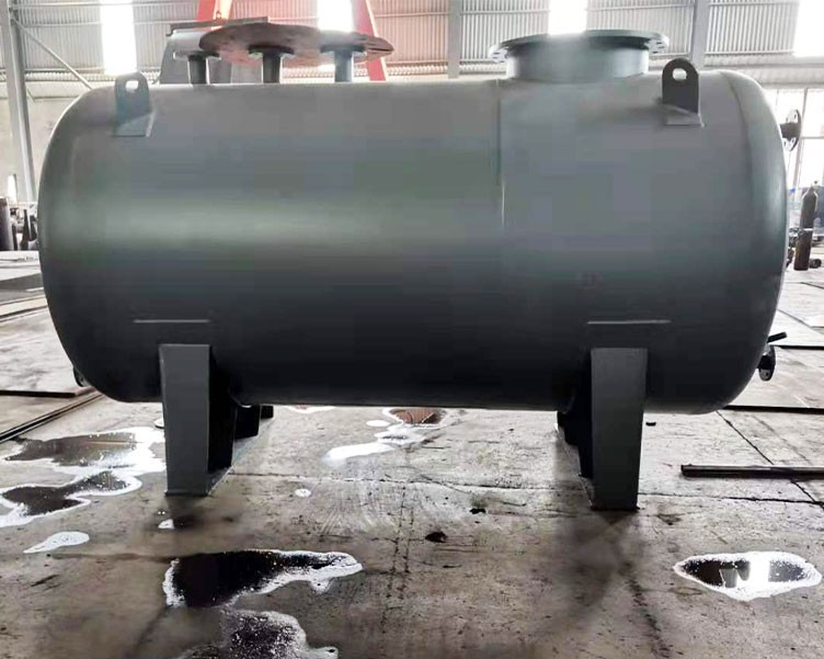 鋼襯高密度聚乙烯（xī）（HDPE)儲罐